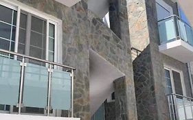 Despinas Seafront Apartments,Haraki